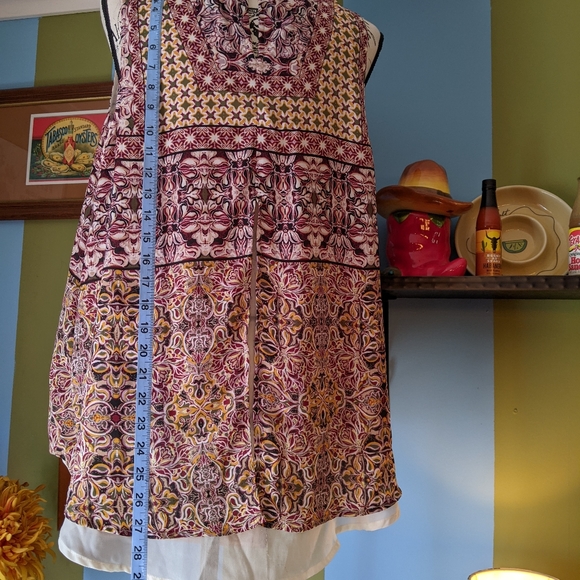 Fourteenth place sleeveless blouse - Picture 3 of 10